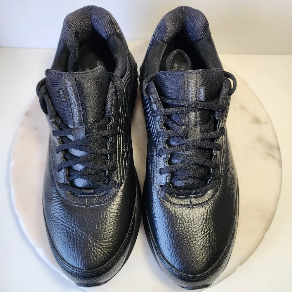 Brooks Women's Addiction Walker 2 Black Shoes Sneakers Size 12B 1203071B072